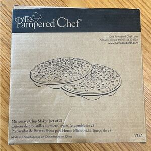 NEW Microwave Pampered Chef Chip Maker 1241 Set Of 2